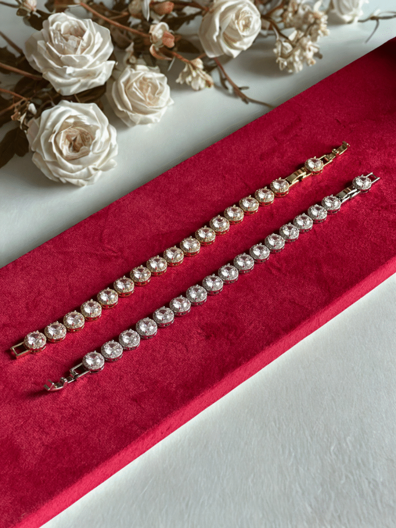 Brilliant Crown Tennis Bracelet